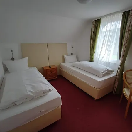 In Guest - Forelle - Double Konukevi